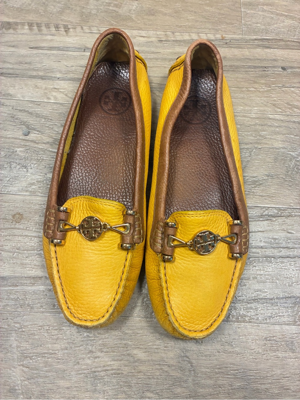 Tory Burch Daria Soft Leather Loafers Mocassin Gold Logo Accent - Picture 12 of 13